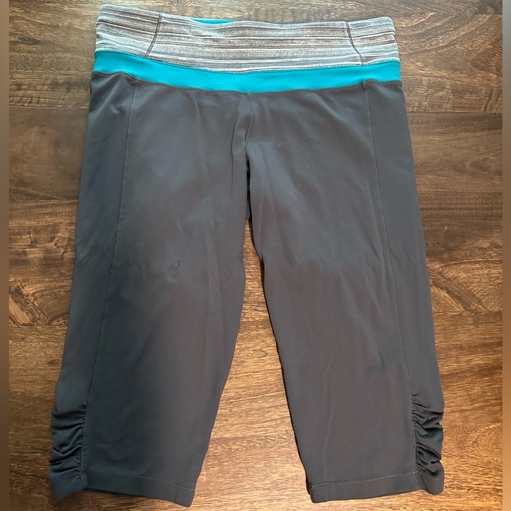 Calvin Klein Performance Womens Quick Dry Cropped Leggings Gray XL
